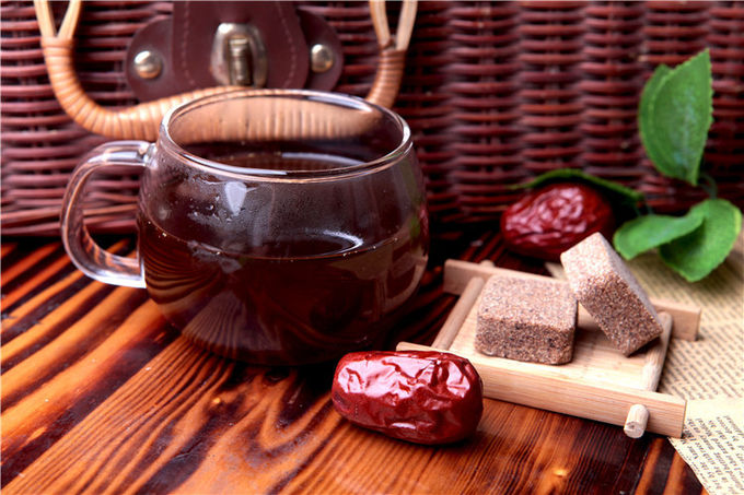 Chá das datas do vermelho das mulheres contínuas dietéticas da bebida com a gelatina do couro cru do asno